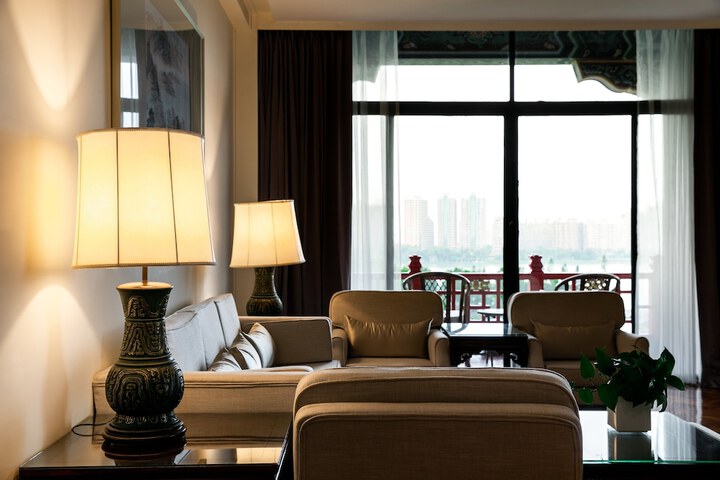 Room 15 of 79