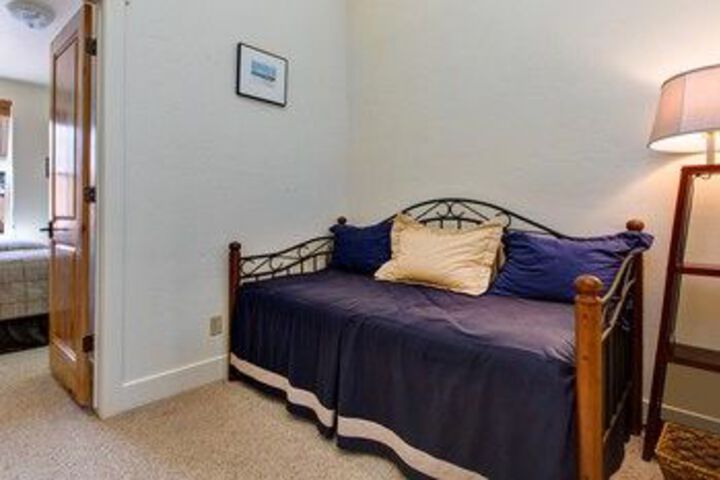 Image of 2Br Newpark Resort Townhome w Hot Tub by RedAwning