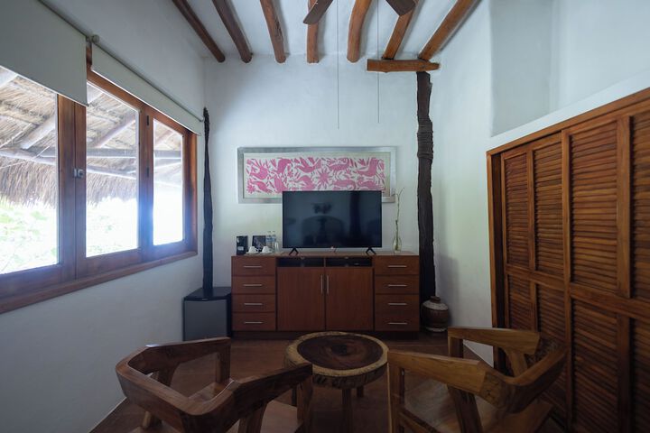 Room 36 of 141