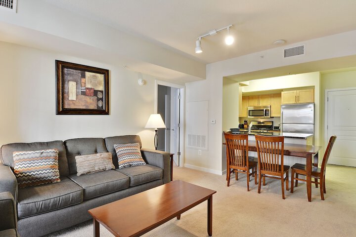 Room 14 of 26