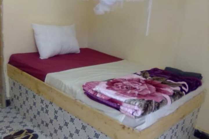 Room 5 of 13