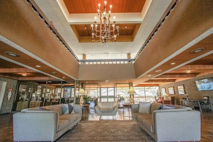 Lobby Entry