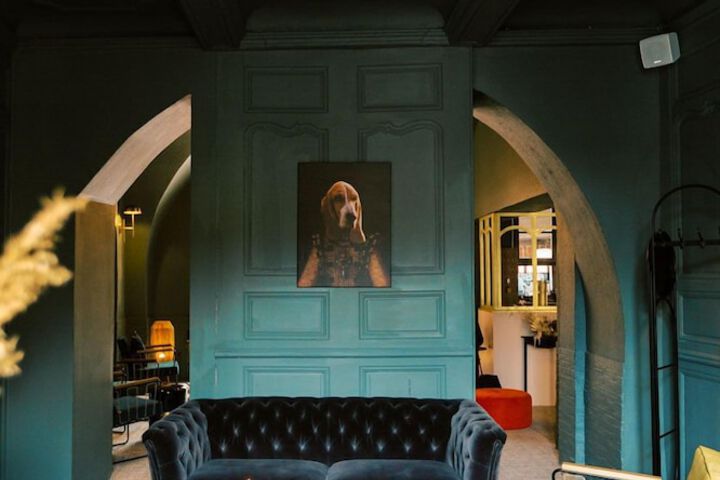 Lobby sitting area