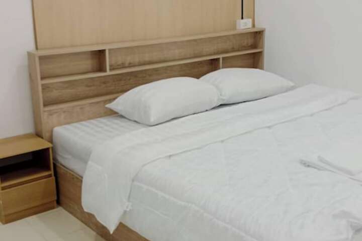 Room 3 of 17