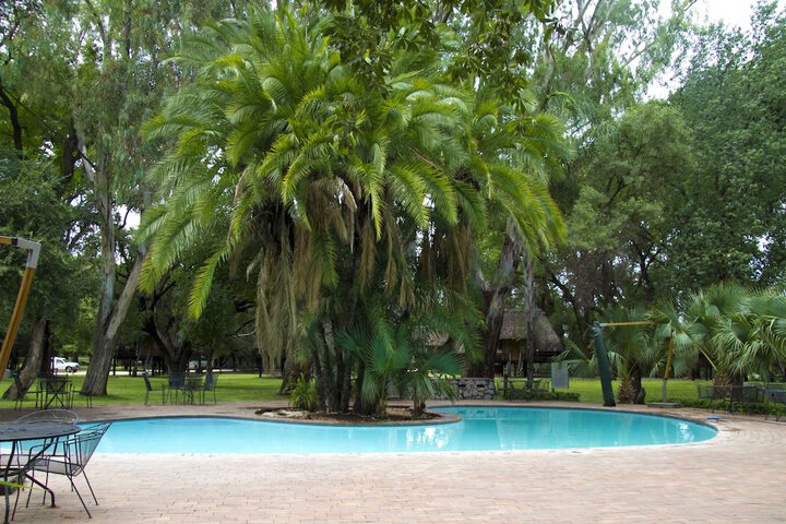 Pools & Facilities