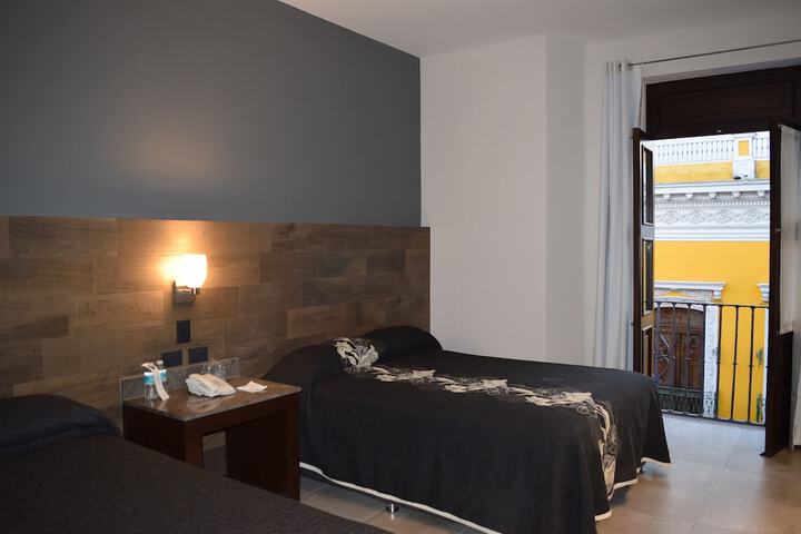 Room 12 of 54