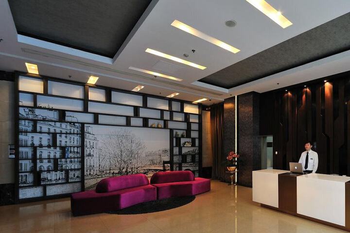 Lobby Photos