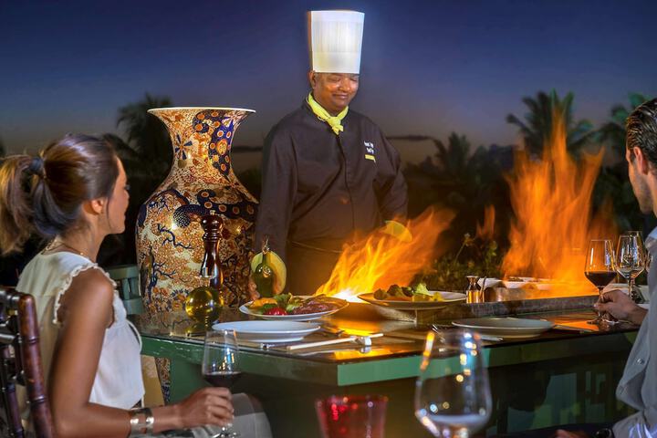 Dining 90 of 142