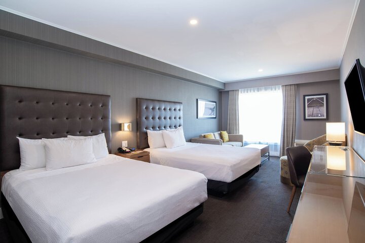 2 Queen Beds (9 of 9)