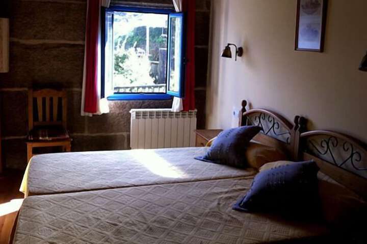 Room 7 of 32
