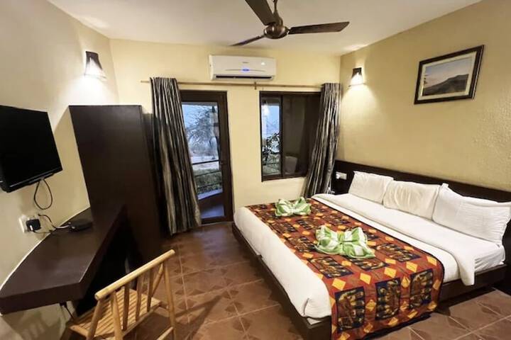 Room 8 of 55