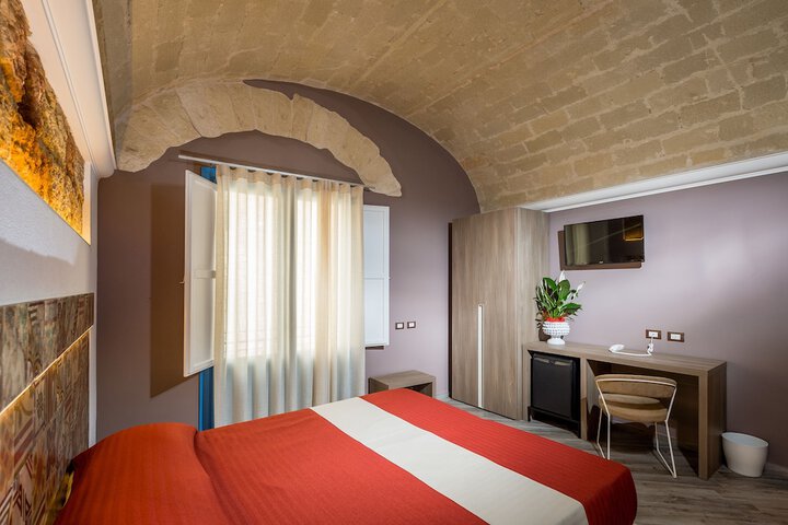 Room 14 of 46