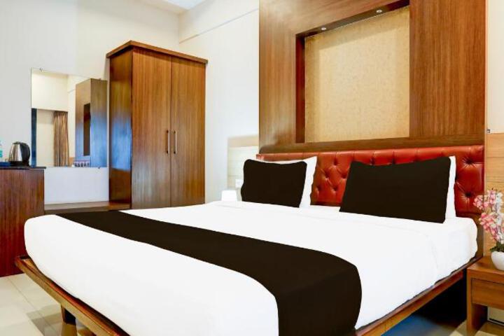 Hotel O Aquamarine Suites