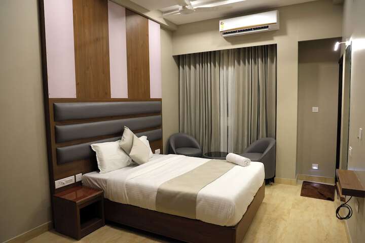 Room 15 of 24