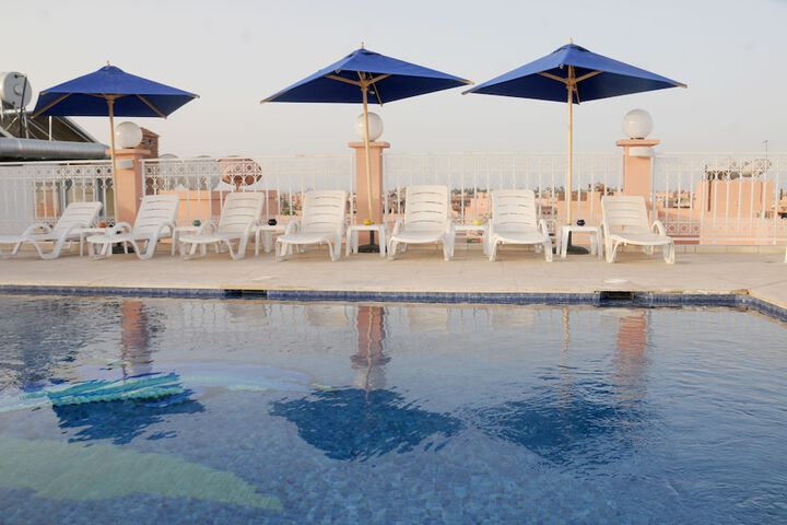 Pool 43 of 77