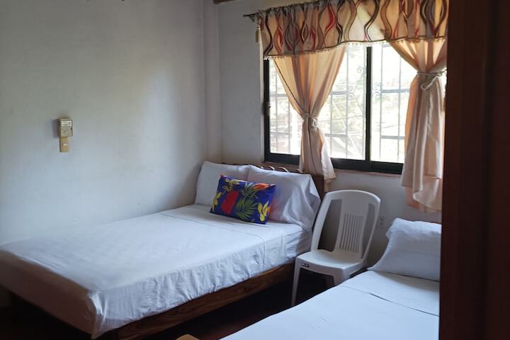 Room 8 of 42