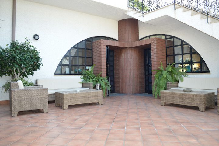 Hotel Lobby
