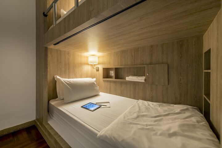 Room 21 of 65