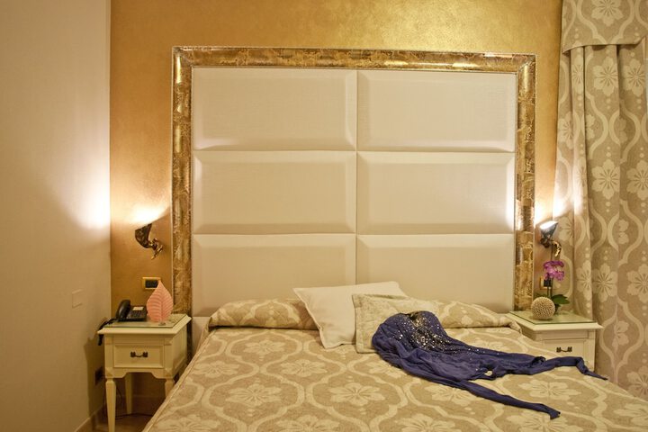 Room 10 of 79