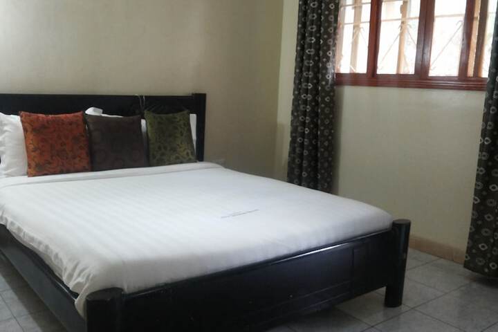Room 21 of 50