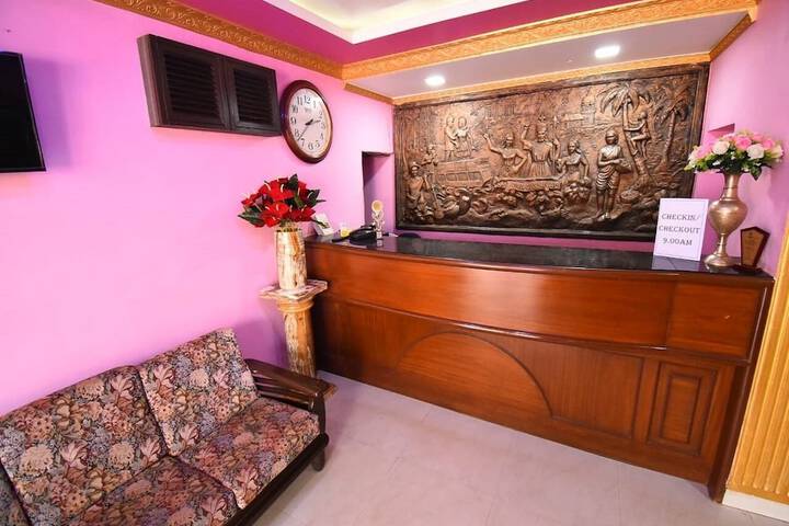 Hotel Interior 2 of 14