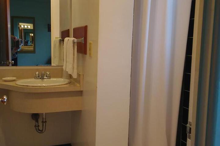 Room 46 of 56