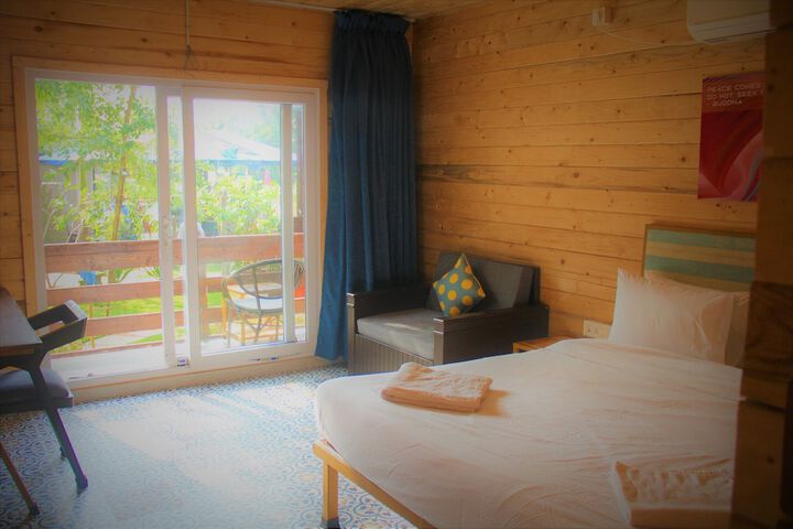 Room 10 of 75