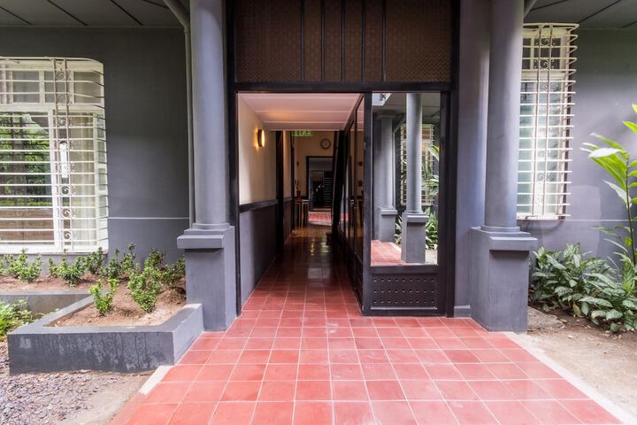 Hotel 74 of 78