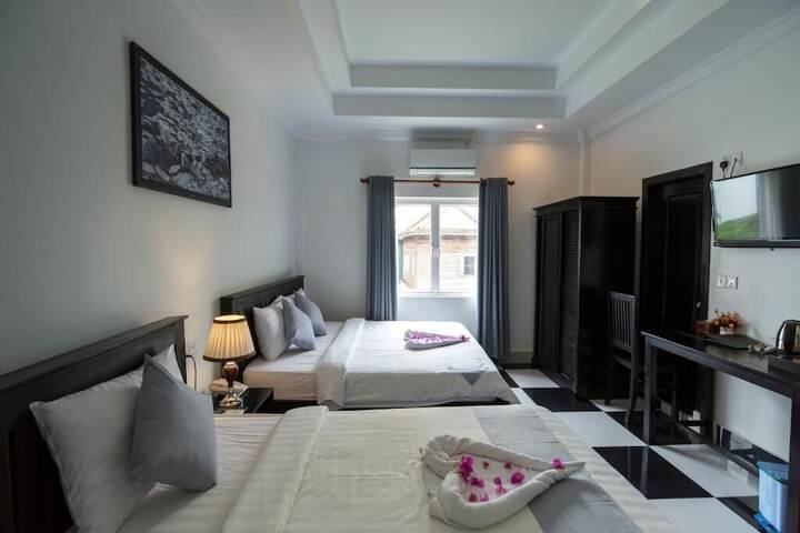 Room 29 of 47