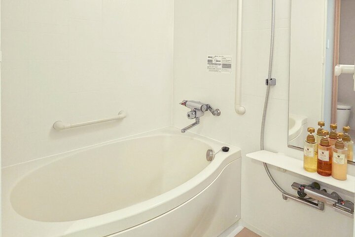 Room 19 of 30