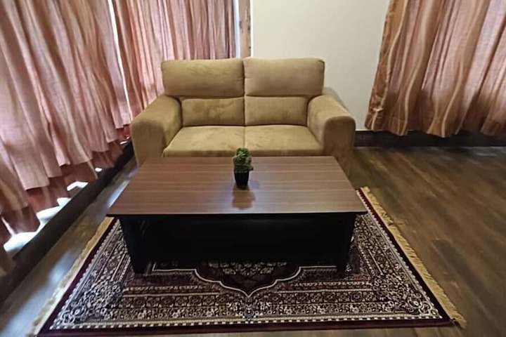 Room 45 of 76