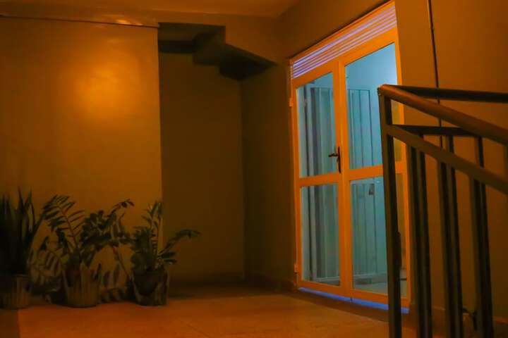 Room 19 of 39