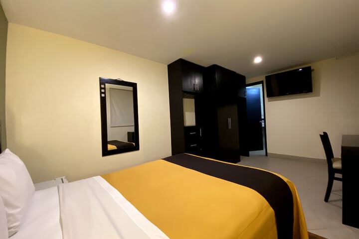Room 8 of 44