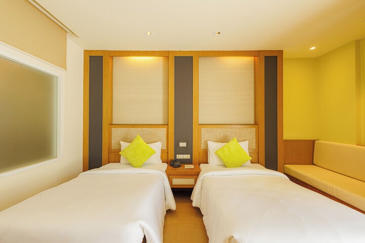 Room 5 of 41