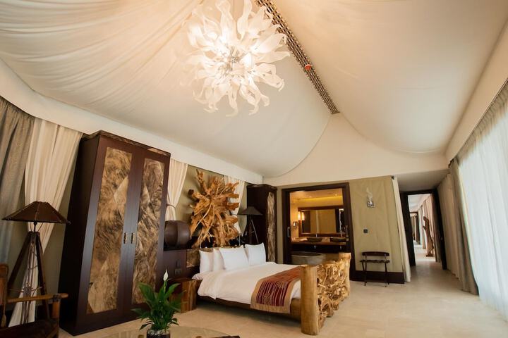 Room 20 of 99