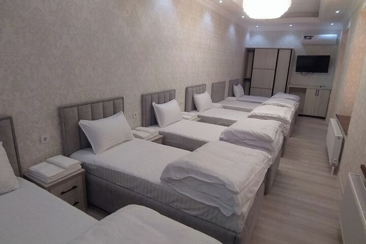 Room 17 of 72