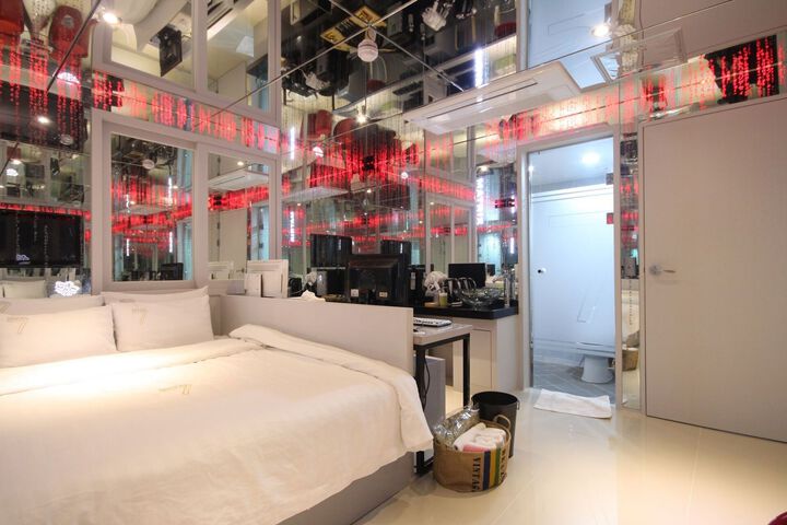 Room 110 of 126