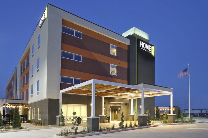 Front of property - evening/night