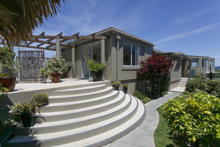 Terrace/Patio 128 of 200