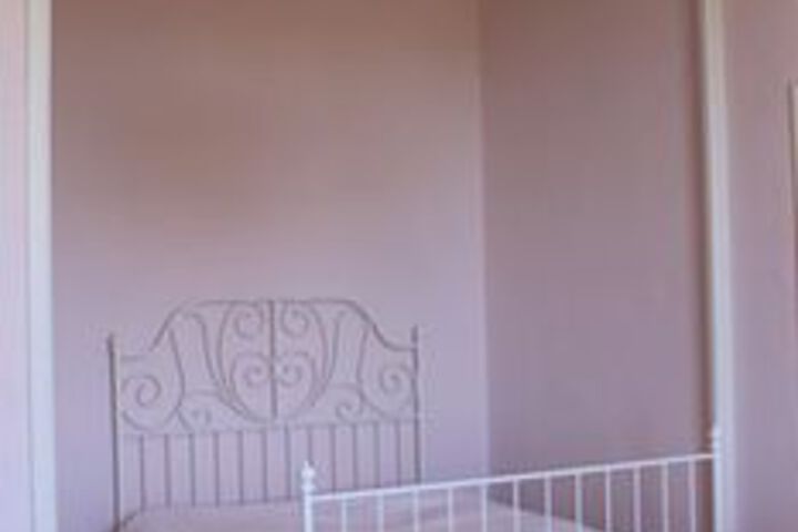 Room 4 of 23