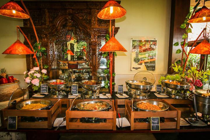 Dining 84 of 115