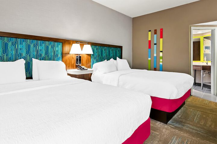 Room 16 of 46
