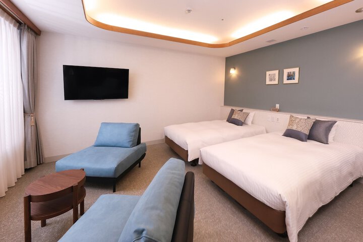 Room 47 of 62