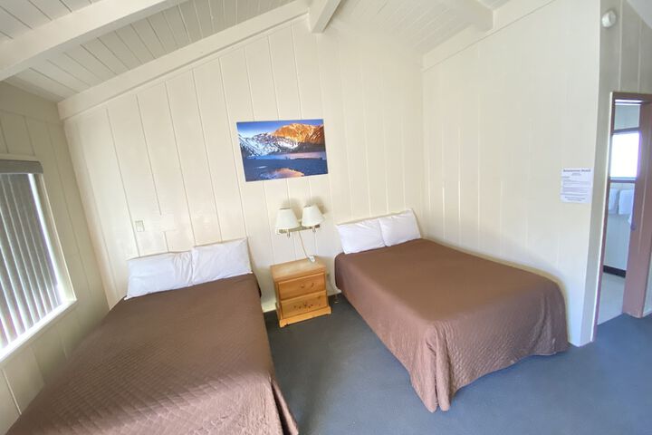 Room 8 of 65