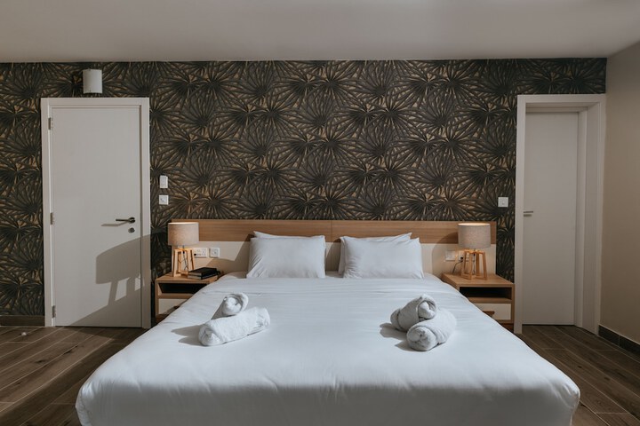 Room 12 of 56
