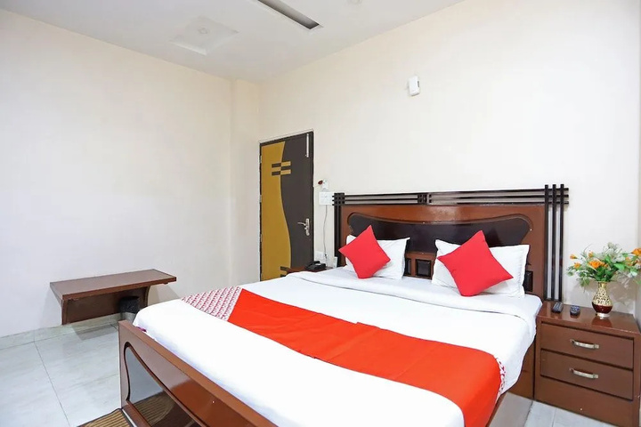 Room 5 of 23