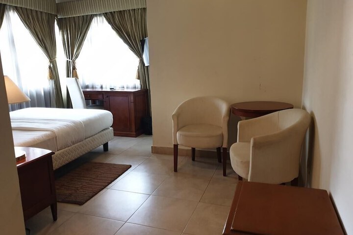 Room 3 of 13