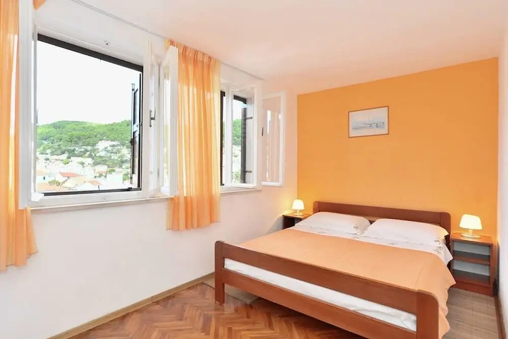 Room 3 of 14