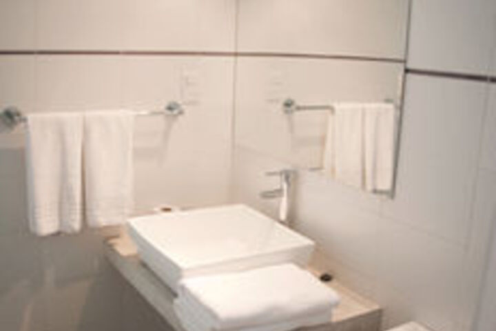 Room 4 of 58