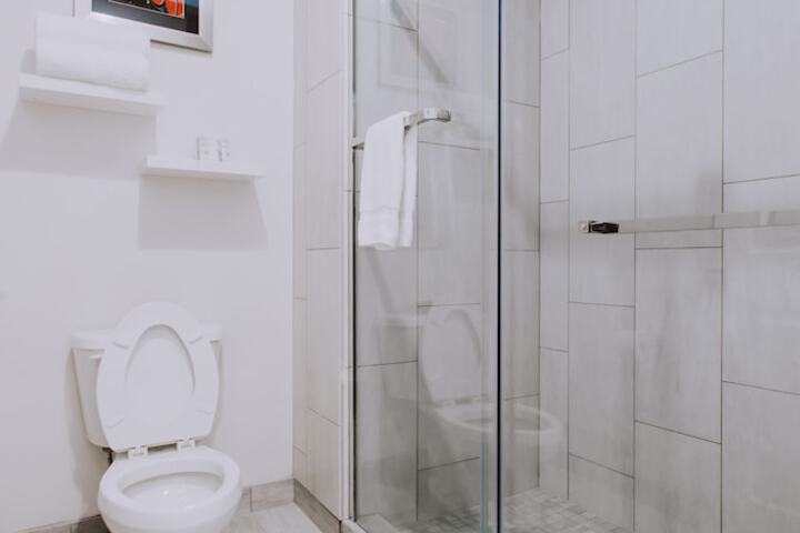 Room 15 of 21